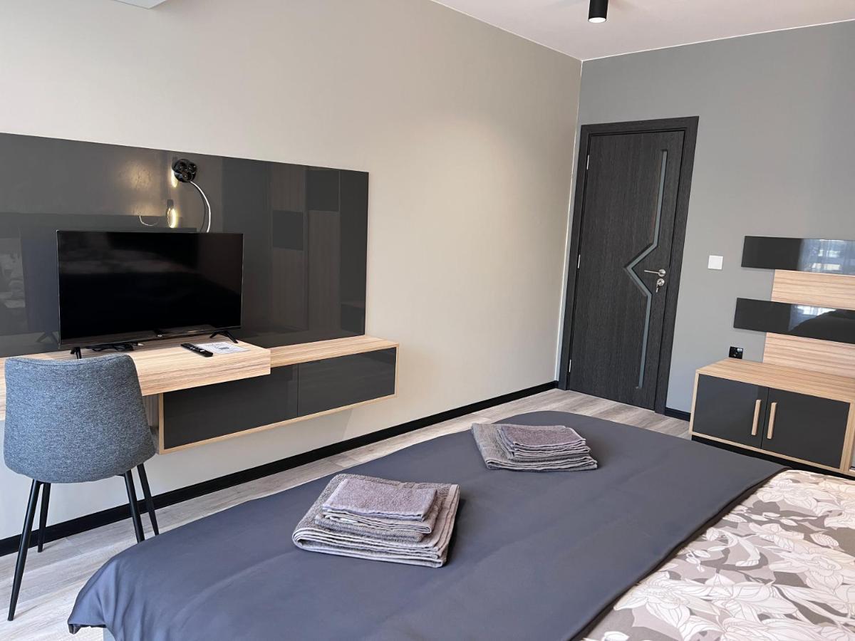A-Brilliant, New! Spacious & Modern Apartment In Varna Whit Garage Exterior photo