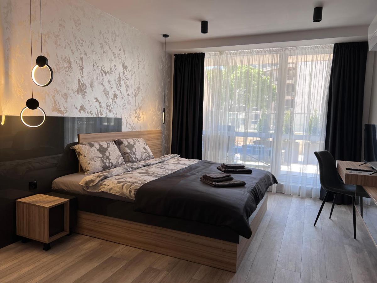 A-Brilliant, New! Spacious & Modern Apartment In Varna Whit Garage Exterior photo