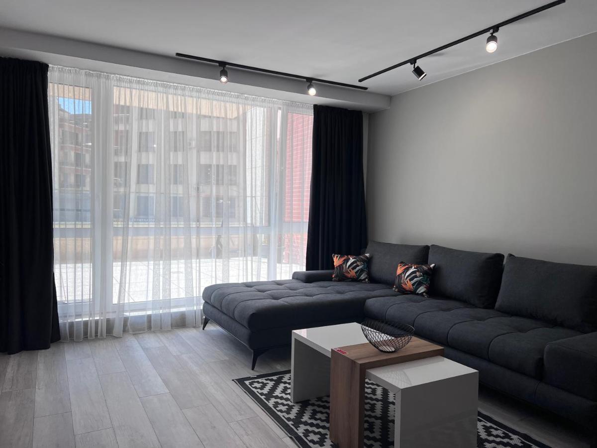 A-Brilliant, New! Spacious & Modern Apartment In Varna Whit Garage Exterior photo